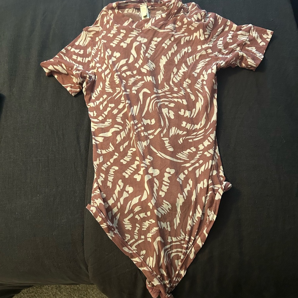Skims bodysuit L